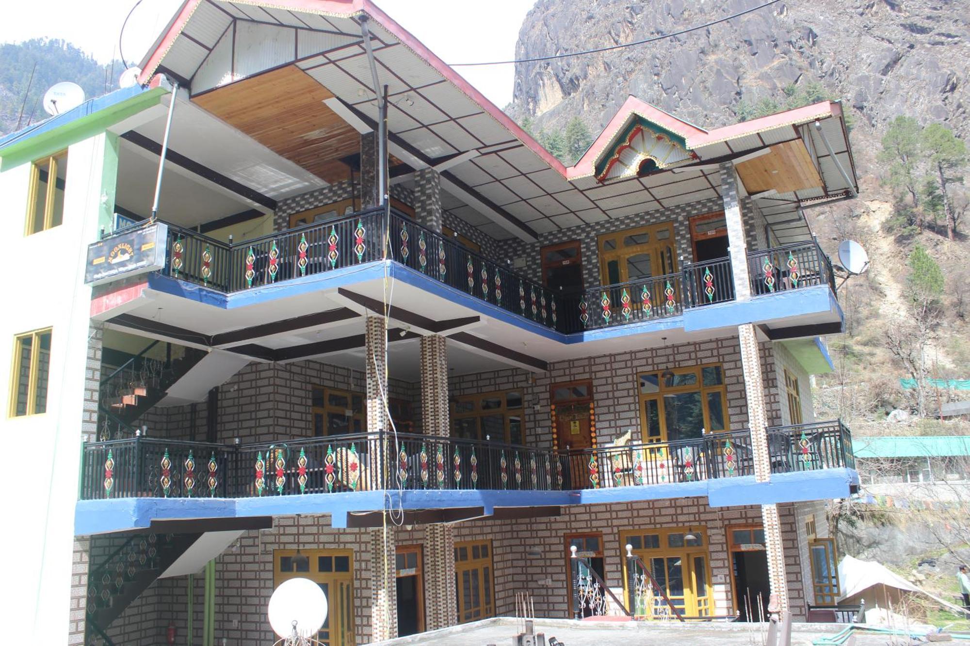 Moonlight Guest House Kasol Ngoại thất bức ảnh