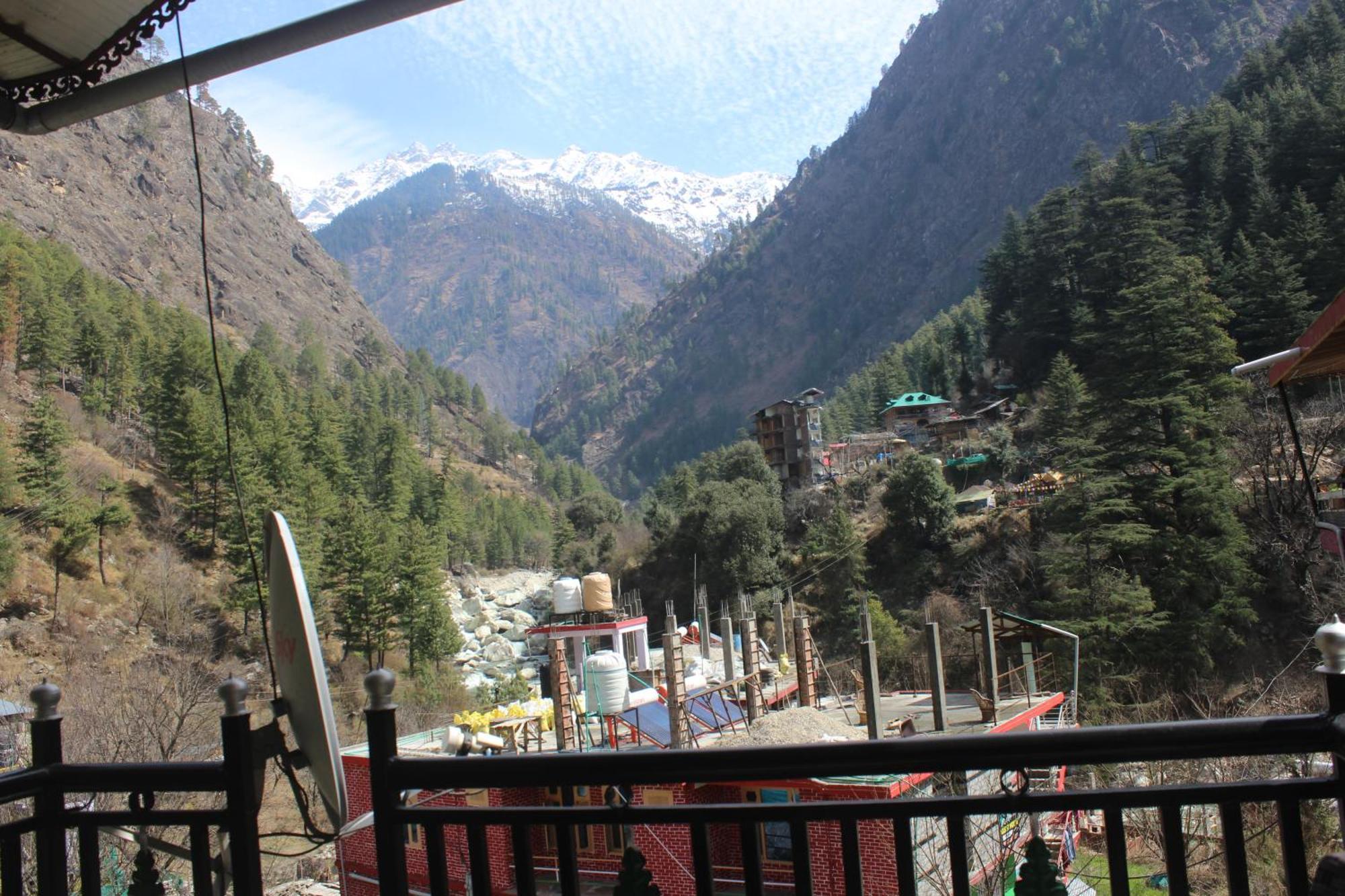Moonlight Guest House Kasol Ngoại thất bức ảnh